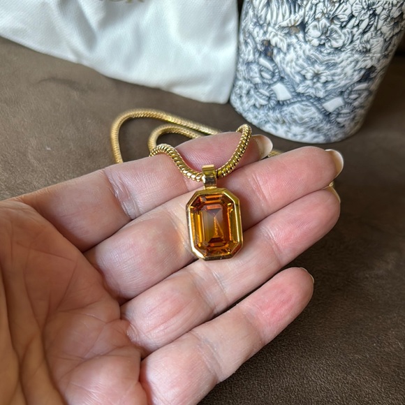 Dior Women's Gold Necklace - Picture 3 of 7